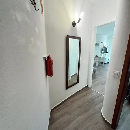 Casa Da Na Torre Castelo * Armação de Pêra